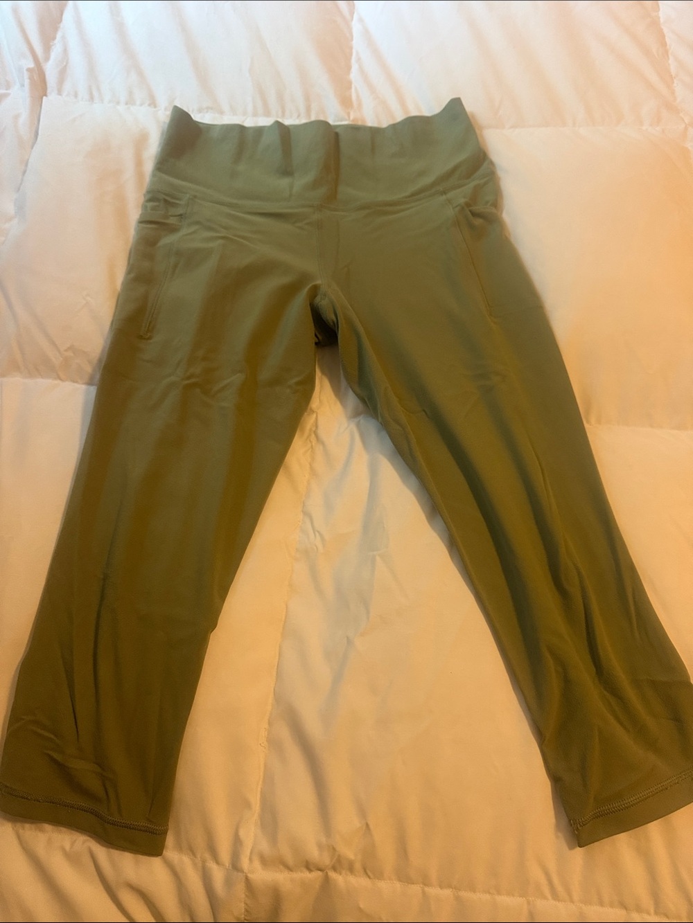 Athleta Olive Green Active Capri Pants